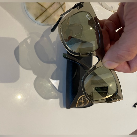 RAY-BAN
RB0840S Mega Wayfarer - Picture 7 of 8